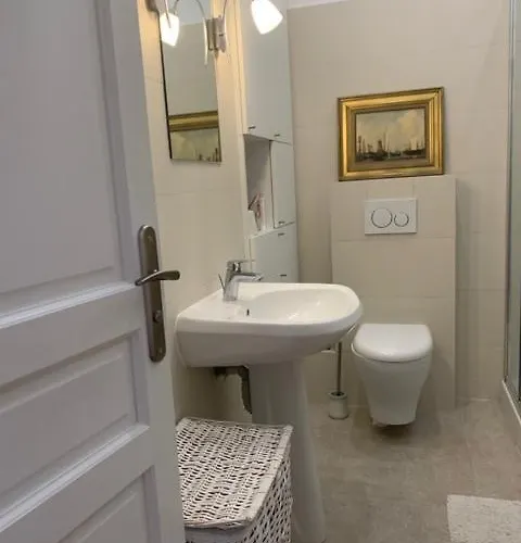 Proche * Μεντόν